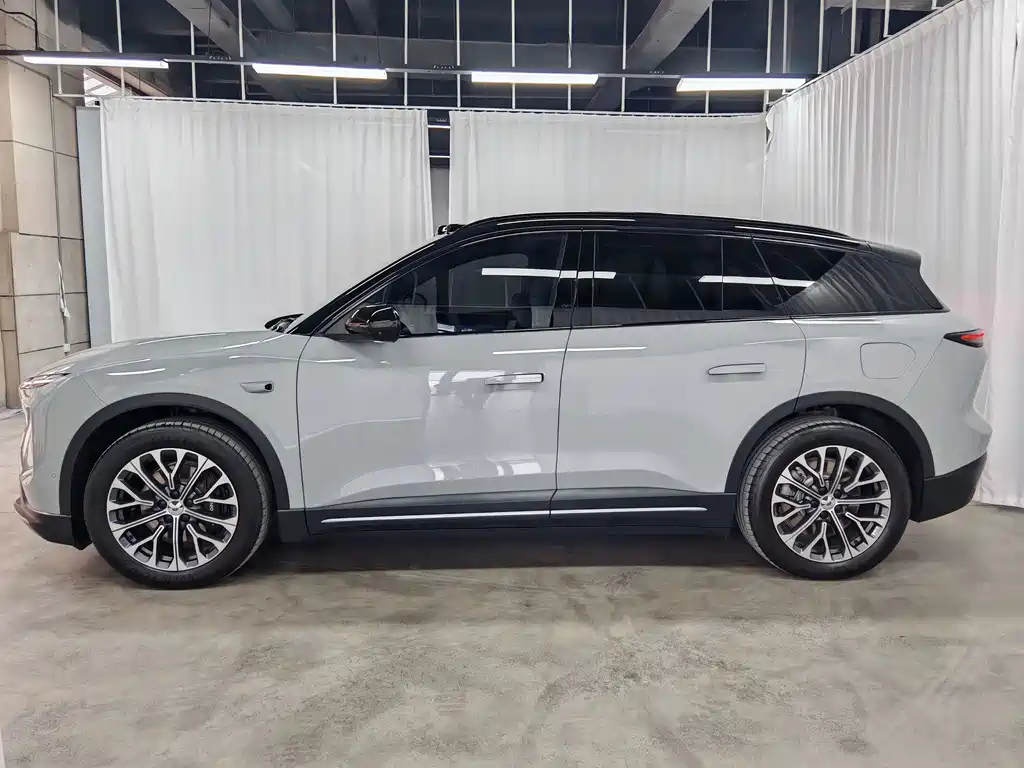 NIO ES6 — миниатюра 7