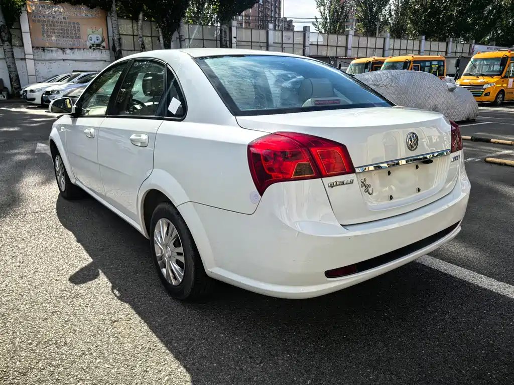 Buick Excelle — миниатюра 4