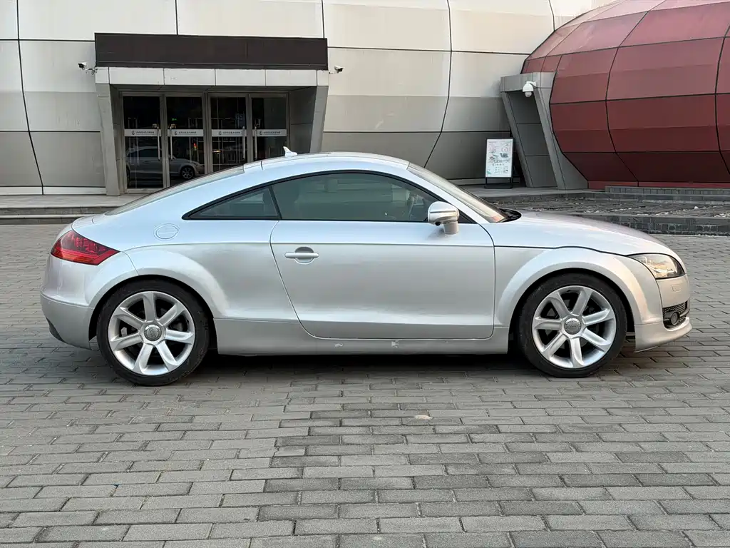 Audi TT — миниатюра 8