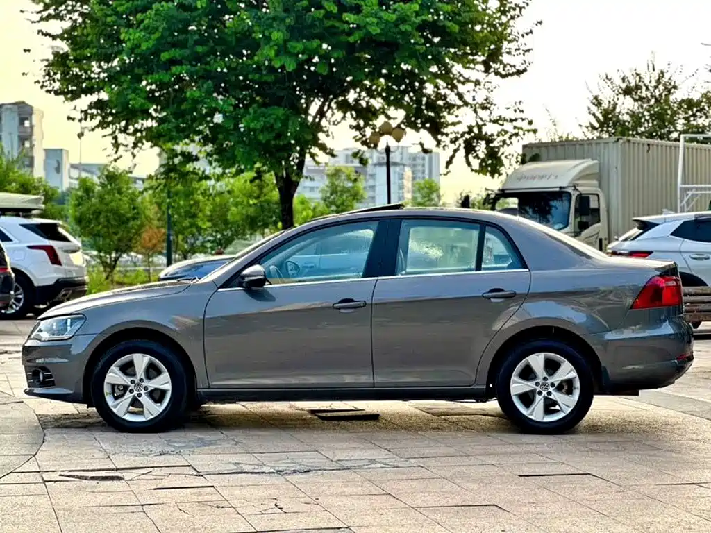 Volkswagen Bora — миниатюра 4