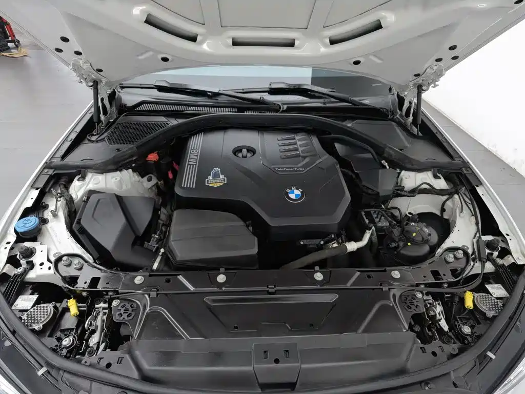 BMW 3 Series — миниатюра 6