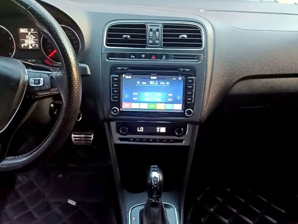 Volkswagen Polo — миниатюра 13