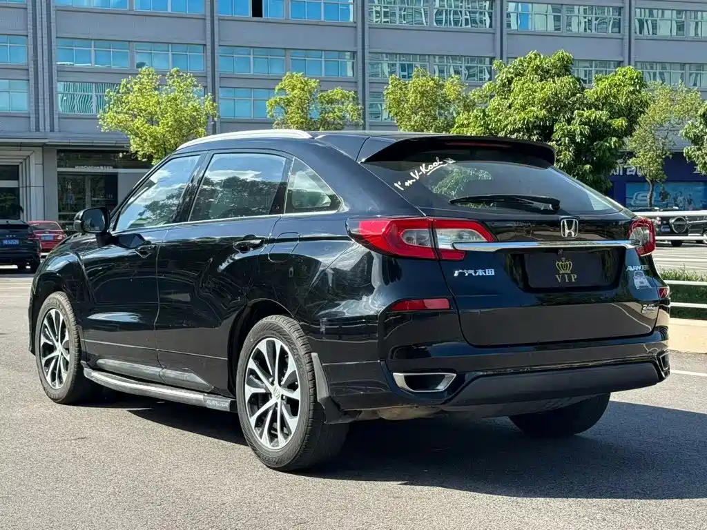 Honda Avancier — миниатюра 7