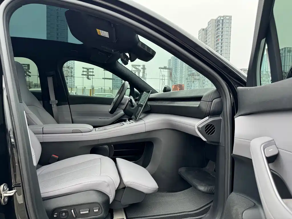 NIO EC6 2024 75kWh