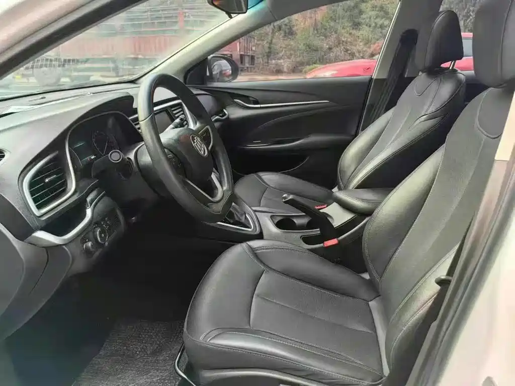 Buick Excelle — миниатюра 4