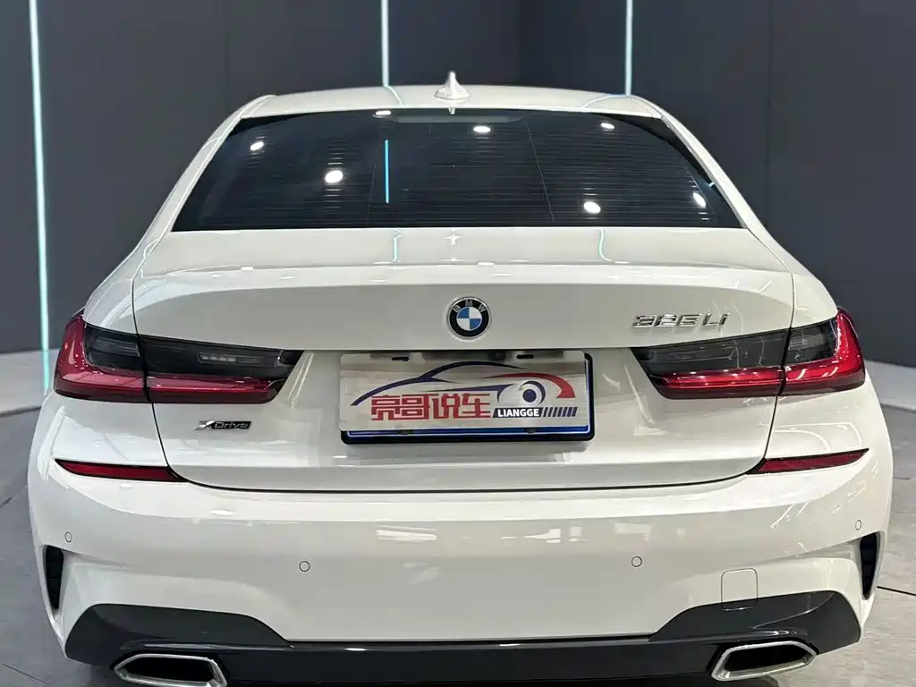 BMW 3 Series — миниатюра 7