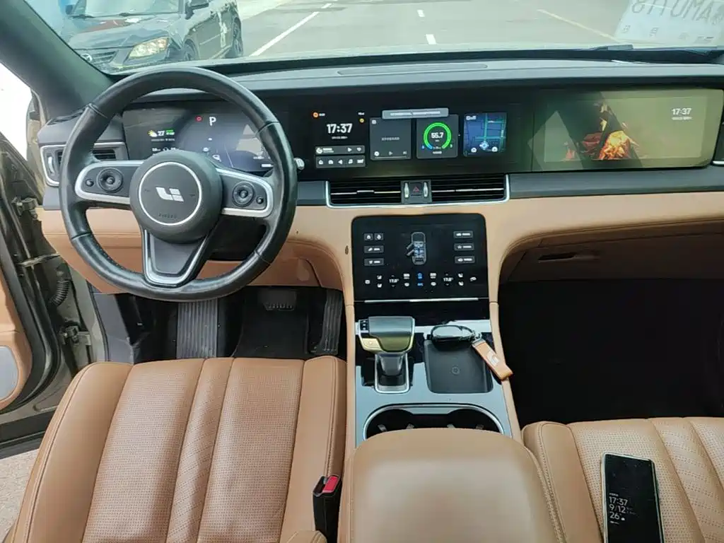 Li Auto Li ONE — миниатюра 10