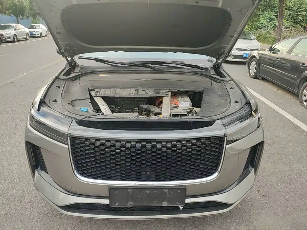 Li Auto Li ONE — миниатюра 20