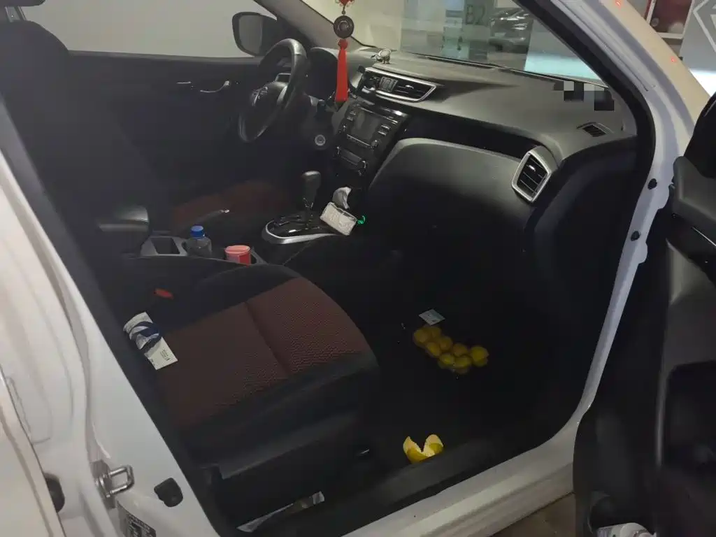 Nissan Qashqai — миниатюра 19