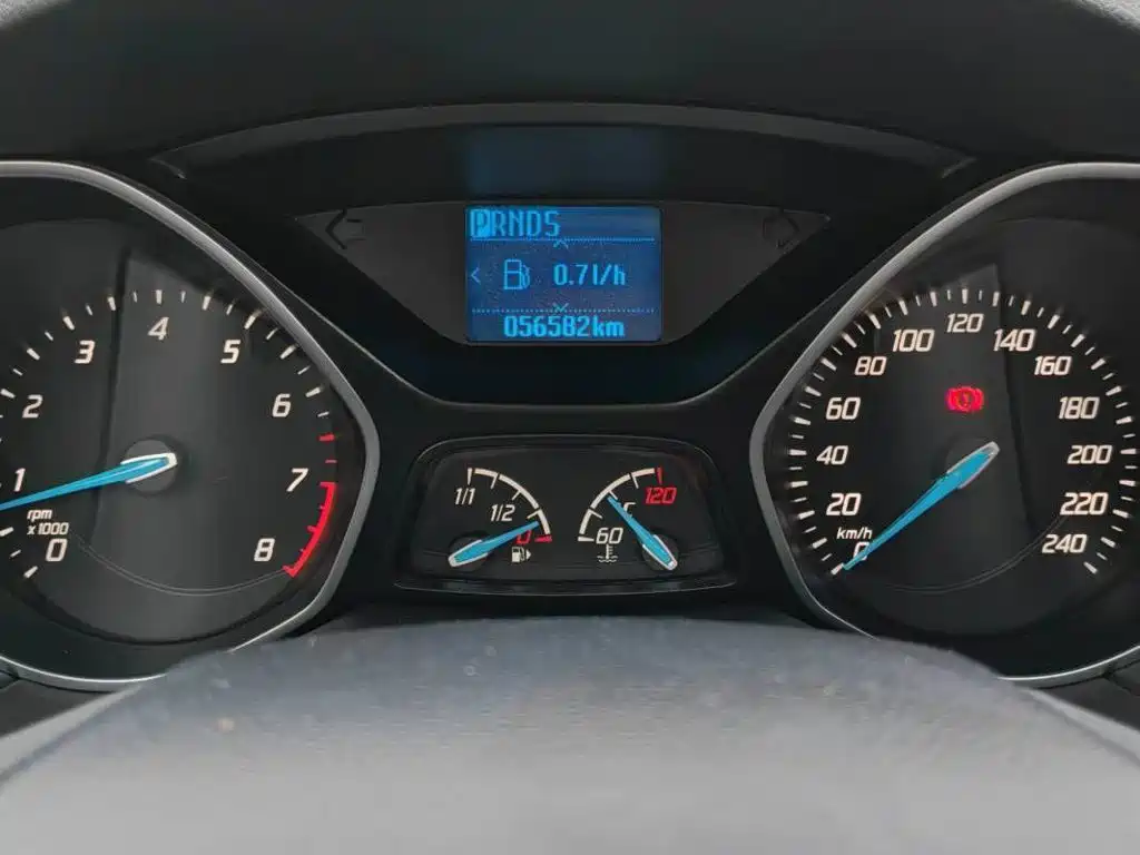 Ford Focus — миниатюра 5