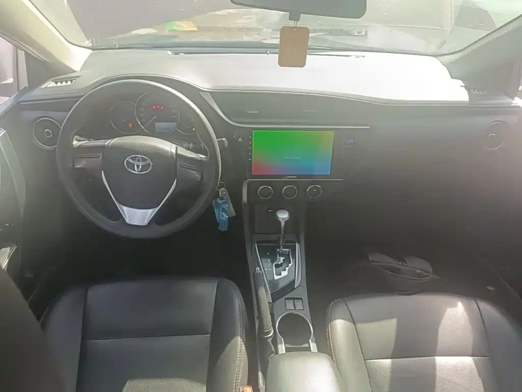 Toyota Corolla — миниатюра 10