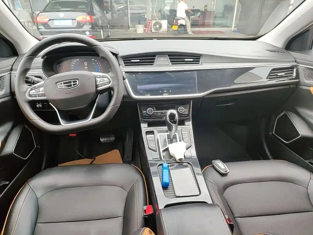 Geely Emgrand GL — миниатюра 10