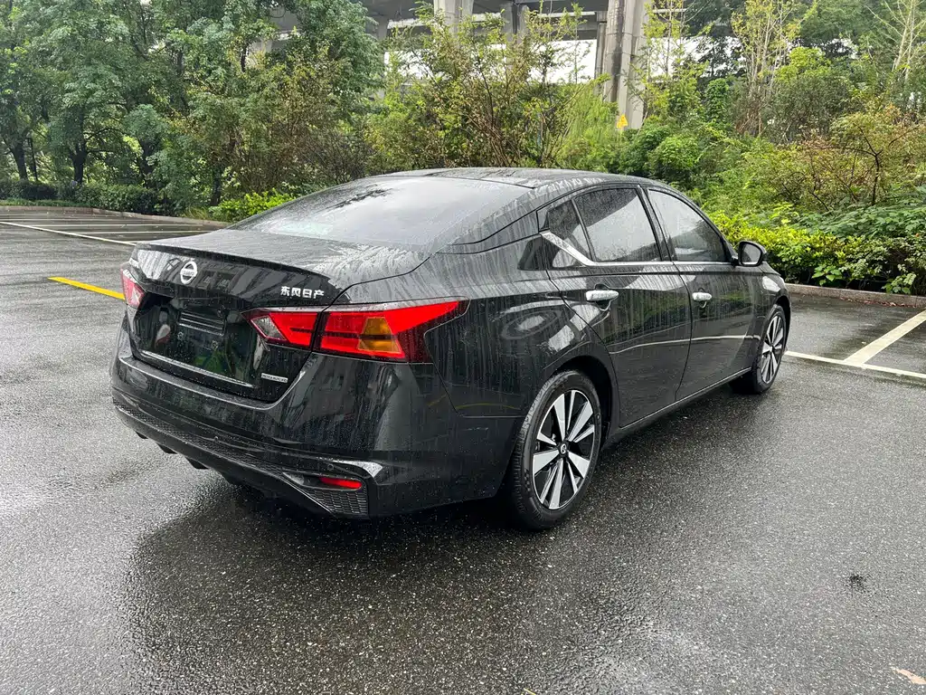 Nissan Teana — миниатюра 9