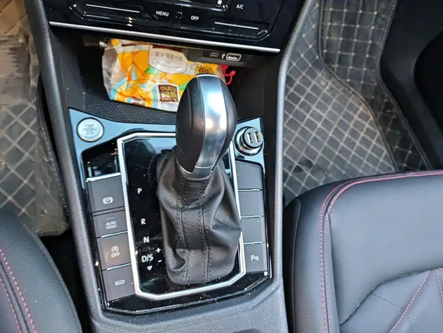 Volkswagen Lavida — миниатюра 16