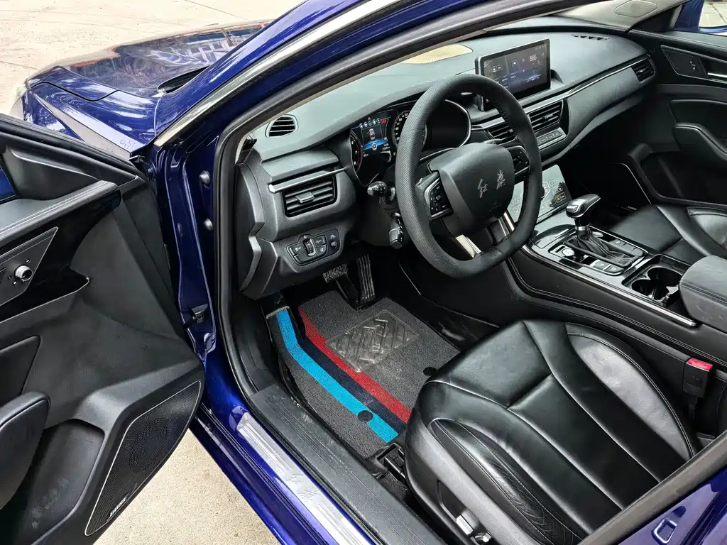 Hongqi Hongqi H5 — миниатюра 12