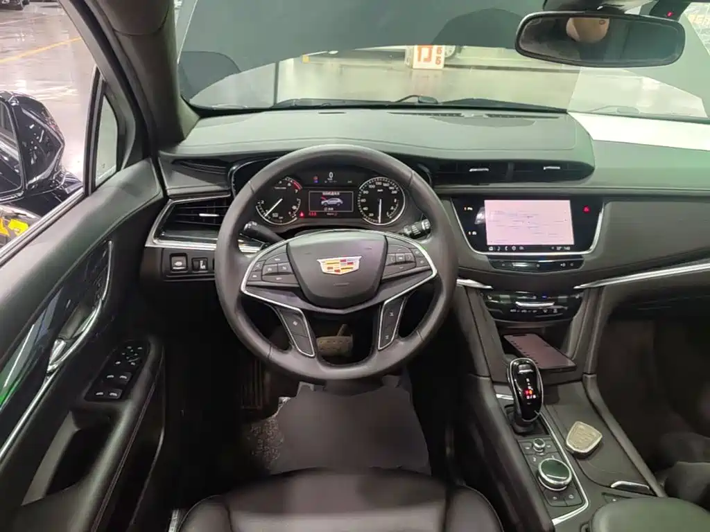 Cadillac XT5 — миниатюра 11
