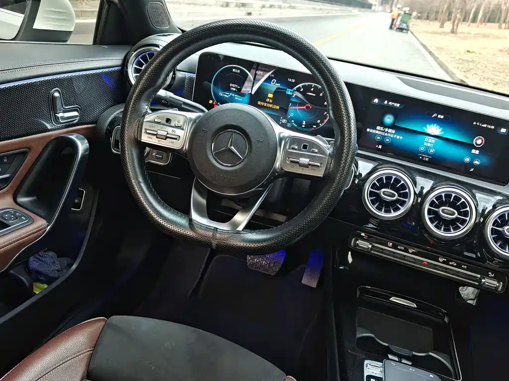 MERCEDES-BENZ A CLASS