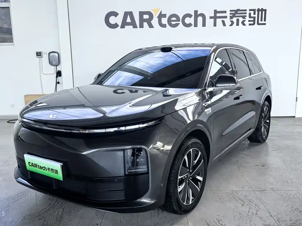 Li Auto Li L6 2025