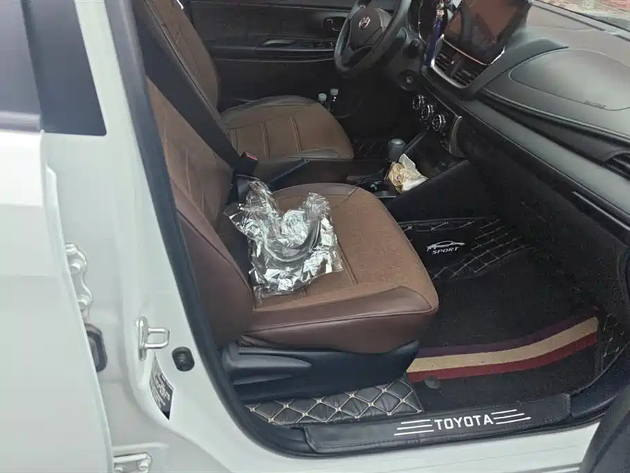 TOYOTA YARIS L ZHIXUAN