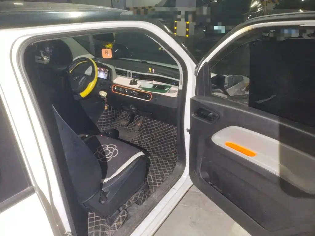 Wuling MINIEV — миниатюра 19