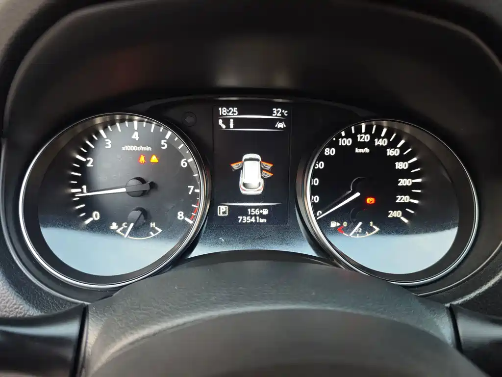 Nissan Qashqai — миниатюра 17