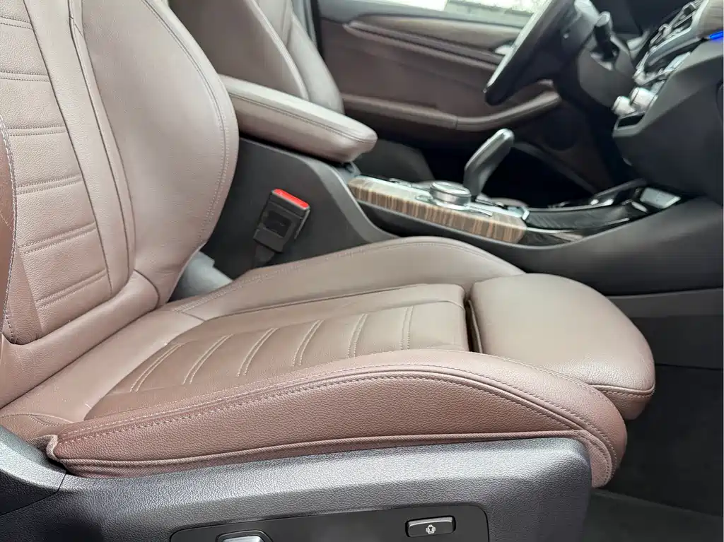 BMW X3 2018 xDrive28i Luxury VI