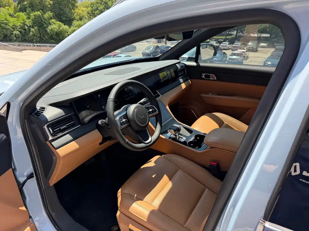 Li Auto ONE 2021 6 мест
