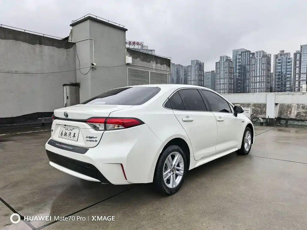 Toyota Corolla Levin 2019 1.8H E-CVT Luxury V