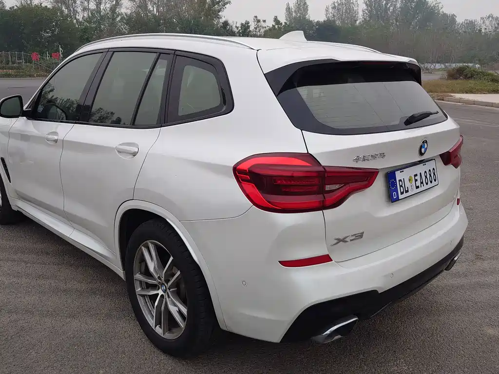 BMW X3 — миниатюра 12