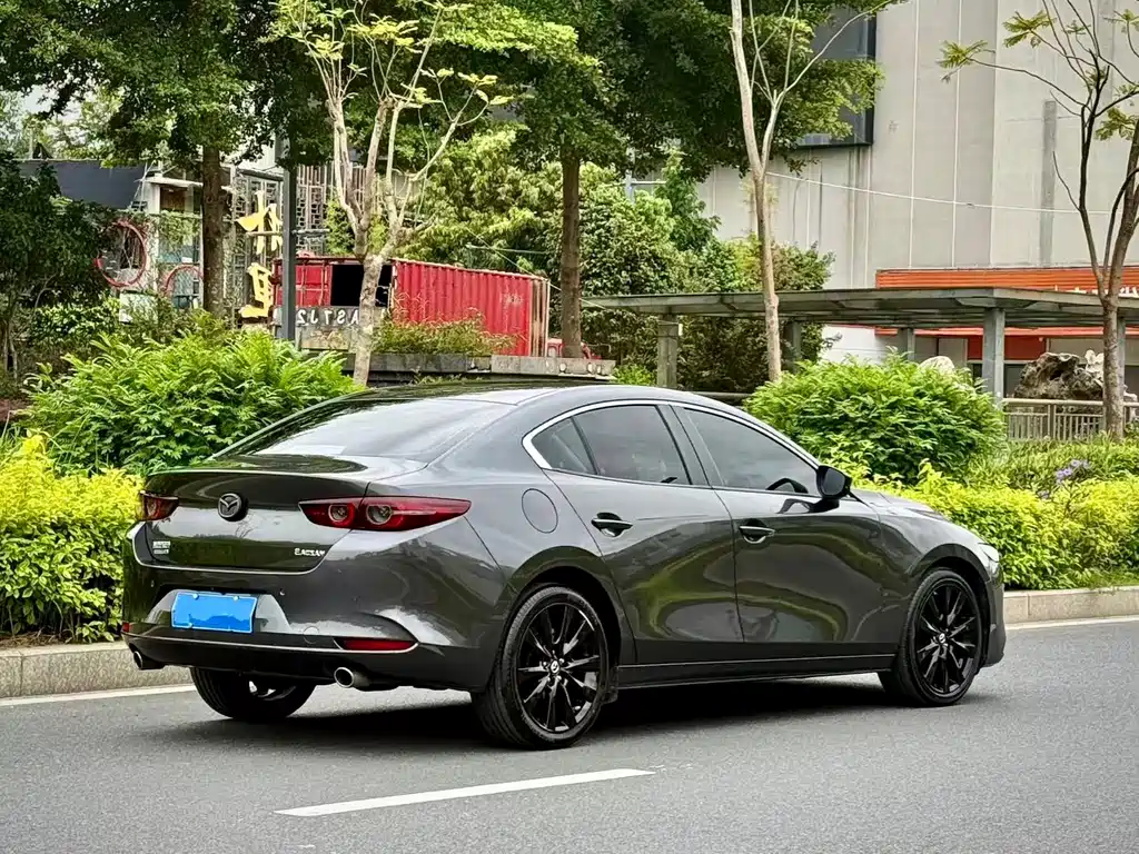 Mazda 3 Axela — миниатюра 5