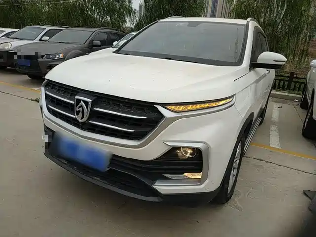 BAOJUN  530 2019