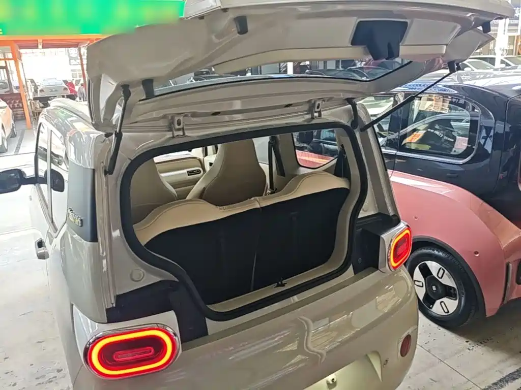 Wuling MINIEV — миниатюра 19
