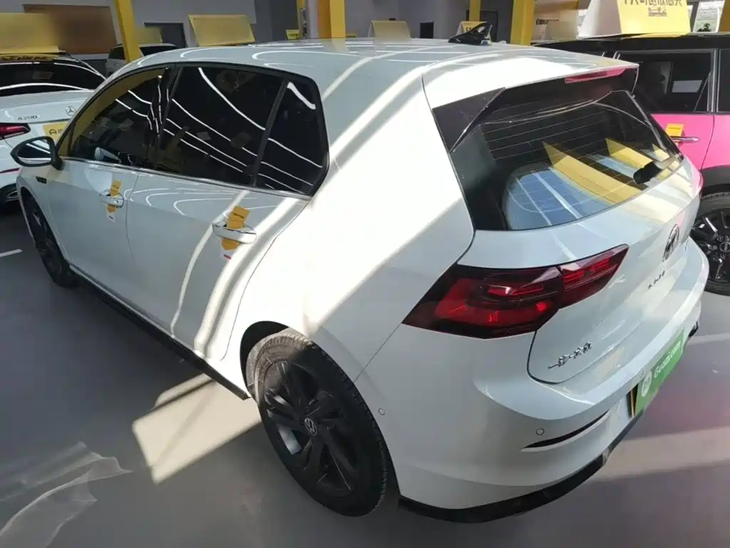 Volkswagen Golf 2021 280TSI DSG 30