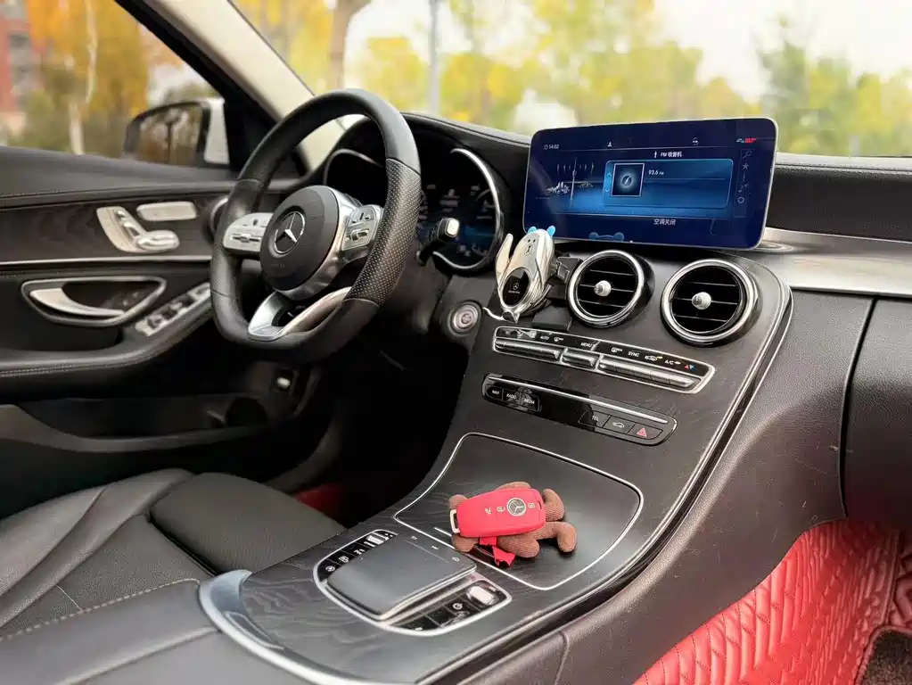 Mercedes-Benz C-Class — миниатюра 8