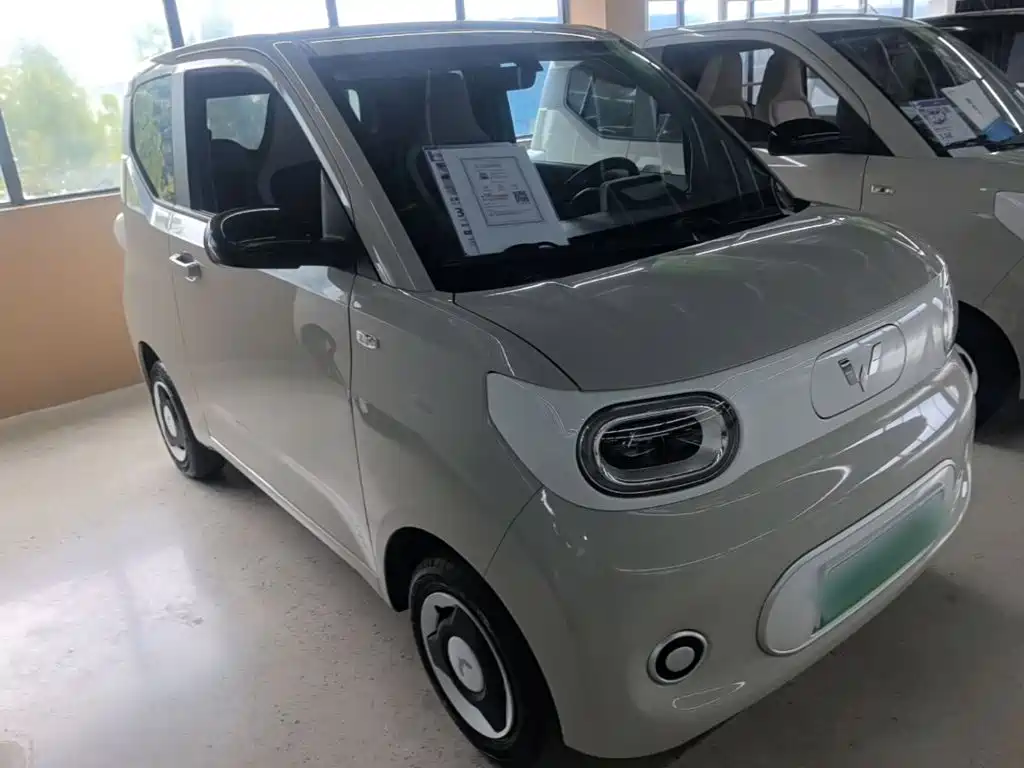 Wuling MINIEV — миниатюра 4