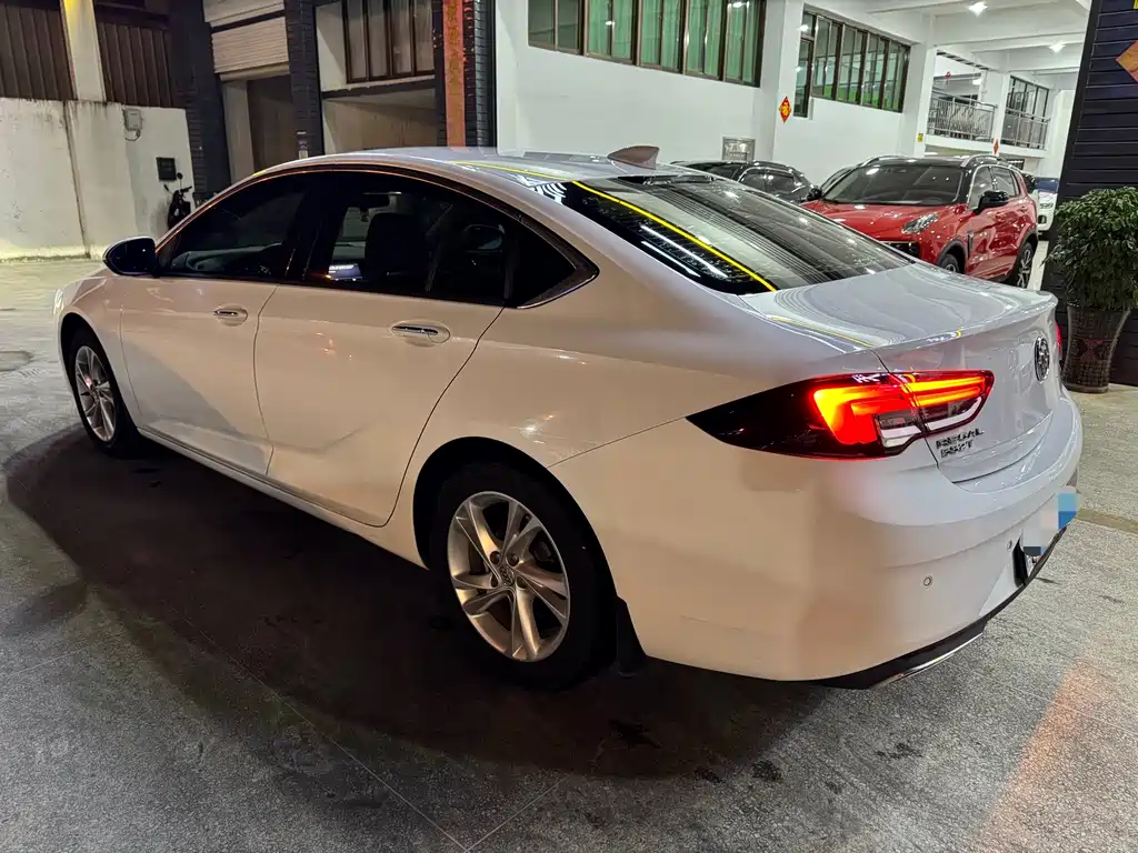Buick Regal — миниатюра 4