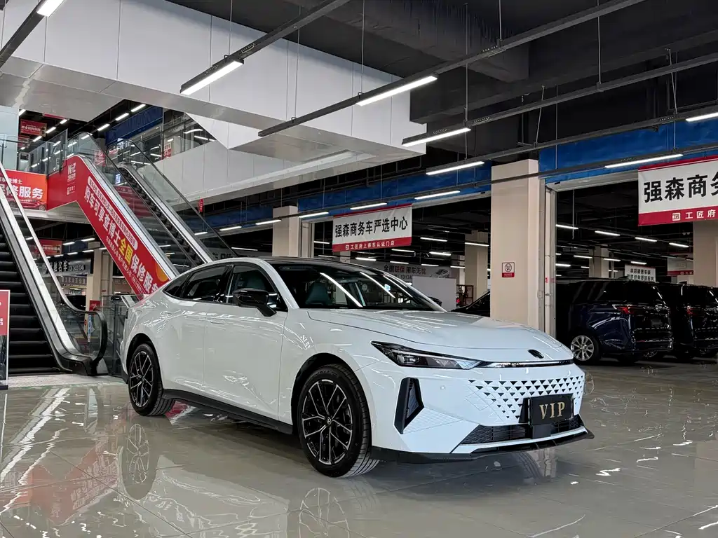 CHANGAN UNI V SMART IDD