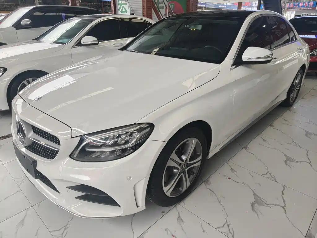 Mercedes-Benz C-Class 2020