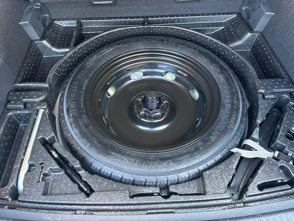 Volkswagen Tiguan L — миниатюра 19