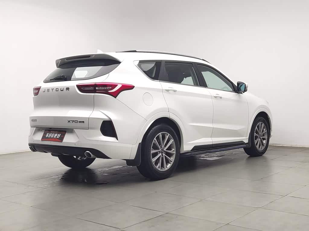 Jetour Jetour X70 1.5 л 2021 г. Белый, пробег 25900 км