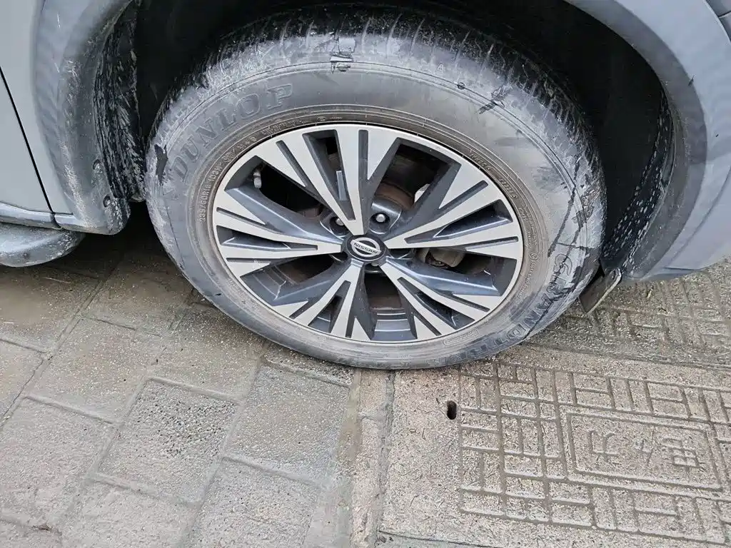 Nissan X-Trail — миниатюра 24