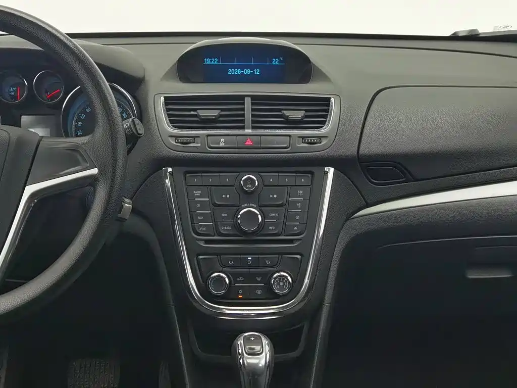 Buick Encore — миниатюра 12