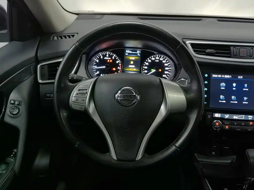 Nissan X-Trail — миниатюра 11