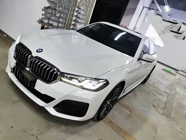 BMW  5 SERIES