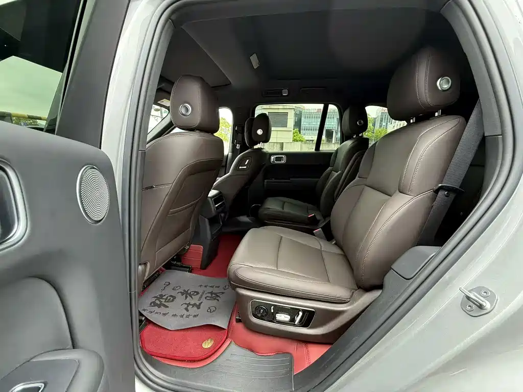 Li Auto Li L8 — миниатюра 6