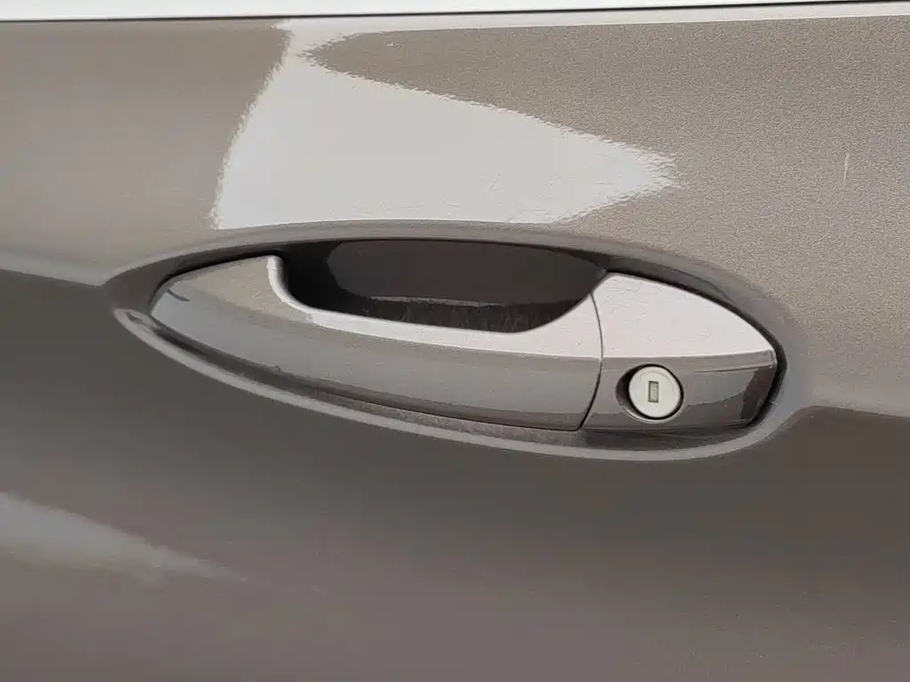 Infiniti QX30 — миниатюра 18