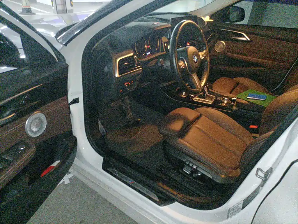 BMW 1 Series — миниатюра 17