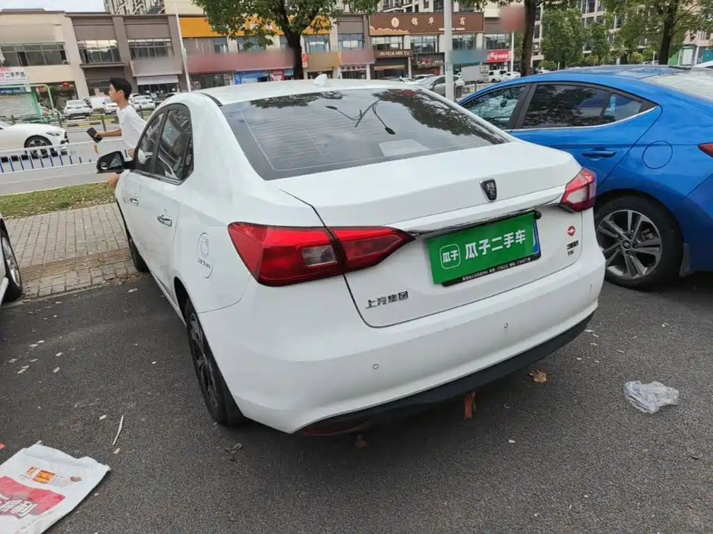 Roewe 360 — миниатюра 5