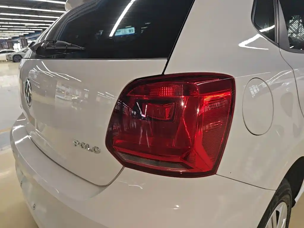 Volkswagen Polo — миниатюра 8