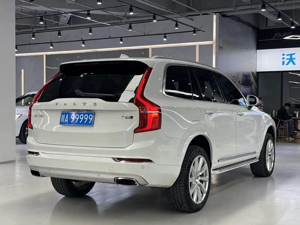 Volvo XC90 — миниатюра 13